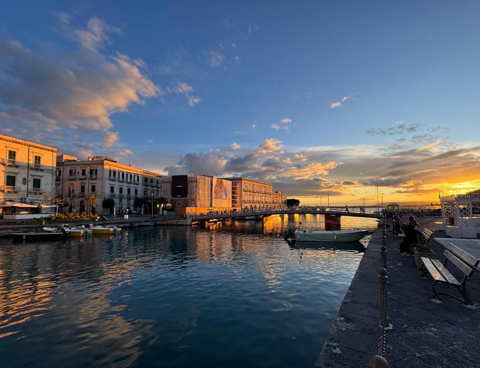 La Sapurita Apartment Syracuse ภายนอก รูปภาพ